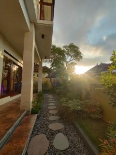 Singaraja Sea View Villa - 5