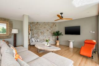 Villa Dana - 2BR Sea View and 1 Studio Room - 4