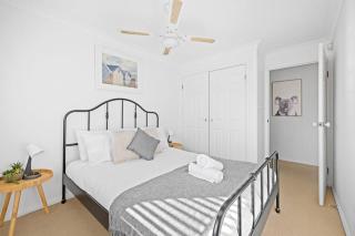 Luxe Retreat - 3BR - Free Parking - Near Station - 8