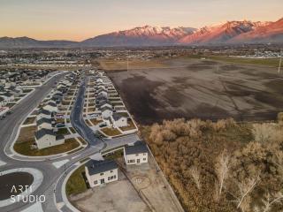 Utah County Lake View Retreat - 5