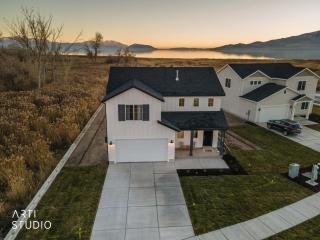 Utah County Lake View Retreat - 3
