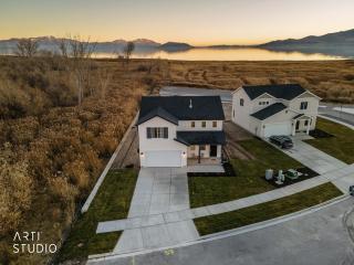 Utah County Lake View Retreat - 0