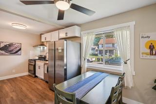 Renovated 2BR Home Near Notre Dame & Eddy St - 7