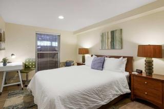 The Best of Dupont with Parking and Outdoor Space - 8