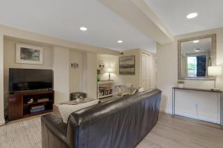 The Best of Dupont with Parking and Outdoor Space - 3