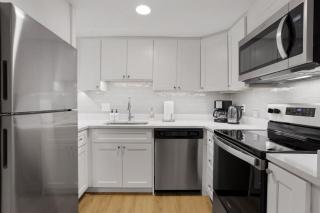 The Best of Dupont with Parking and Outdoor Space - 1