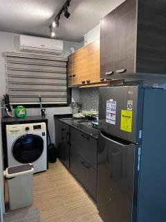 Cozy Condo beside SM Mall - 8