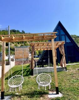 Green Villa Resort Small Gray - 4