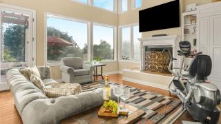 Private Estate w Pool Hot Tub Fire Pit Near Encinitas The Ranch by AvantStay - Elfin Forest - 3