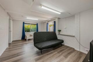 64 Bathurst Street - 2