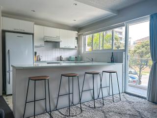 150m to Dee Why Beach - 2