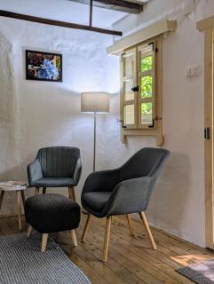 The Village Cottage - 1