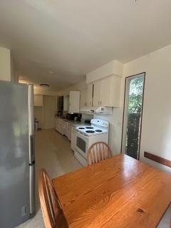 Vancouver Guest House - Airport 10 Min - Free Parking & Fast Wi-Fi - 4