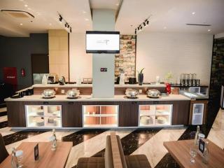 Aston Gorontalo Hotel & Convention Center - 9