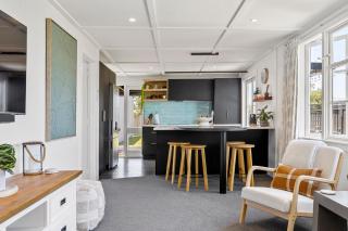 The Miro Haus with hot tub - 7