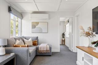 The Miro Haus with hot tub - 8