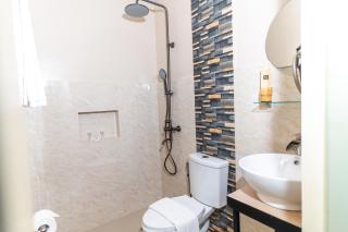 Hollywood Hotel Palawan - 1