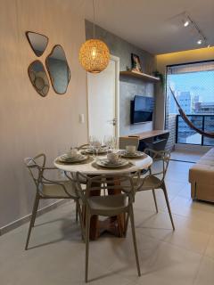 Apto Novo na primeira quadra da praia de Ponta Verde com Varanda - 1