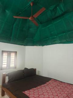 Sri Balaji Guest House Near Auroville Beach - 2