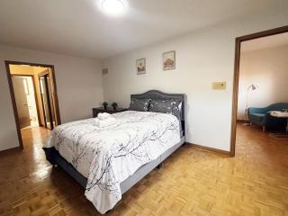 Relocation Ready- Pet-Friendly 4BR-Core of transit - 9