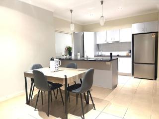 Newman Short Term Accommodation Rooms - 6