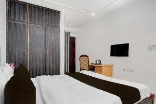 Townhouse Sector 46 Huda Market - 2