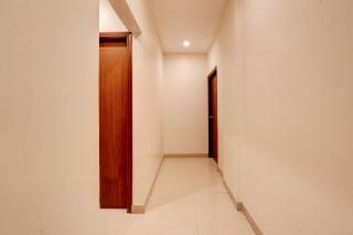 Townhouse Oak Ramdaspeth Downtown - 6