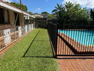 4BR big family house with huge pool - 2