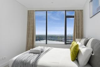 Rhodes WarterView 3BR Harmony Residence - 2