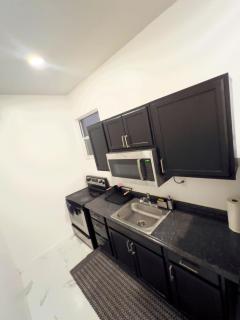 Elegant 1-Bedroom Retreat - 1