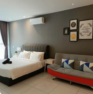 Designer Suite Atria Mall- King Bed, Washer, Netflix - Petaling Jaya - 6