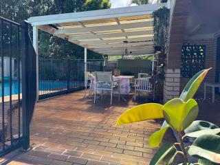 4BR big family house with huge pool - 7