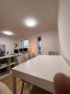 Precious Airport Stay - 4