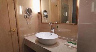 Vienna Hotel Yunnan Qujin High-Speed Railway Station Wuguan 1st Middle School - 4