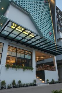 MaxOneHotels.com @ Kota Harapan Indah Bekasi - 1