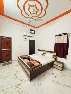 Omji Dwarika Bhawan - 2km from Ram Temple - 8