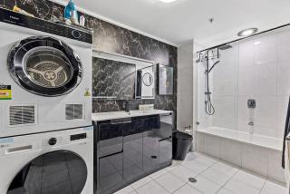 Vintage Elegance-3Bed 2Bath 2 CAR PARK, Melbourne - Melbourne - 2