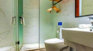 Borrman Hotel Guangzhou Quzhuang Metro Station - 8