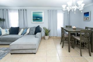 House with garage 3 bedrooms-5 min USA-Fast WiFi - 5