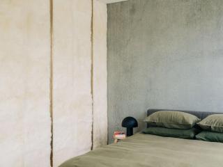 Triptych - The Blunt House - 9