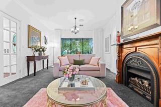 Lake side Rose Cottage - Narre Warren South - 6