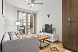 3BR Cozysuites RORO Pool, Pets, Parking 6&12 - 8