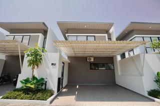 Banyu Bening The Villa Resort - 7