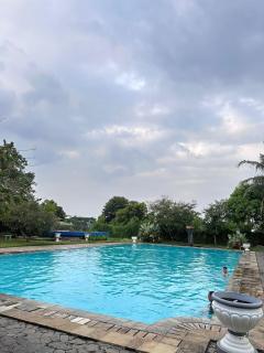 Santorini Villa Puncak by SunMach - Wifi & Netflix - 5