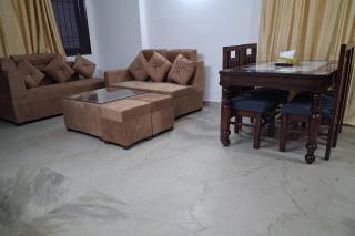 Metrolink Apartment & Suites-East of Kailash - 4