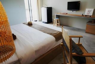 Yellow Moon Hotel - 7