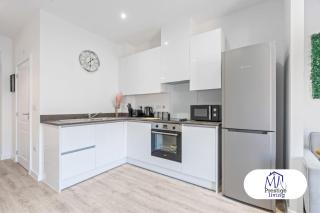 Central Home - Fast Wi-Fi - Smart TVs - Sleeps 5 - Birmingham - 4