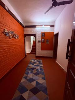 Western Castle Stay n lawn - 5