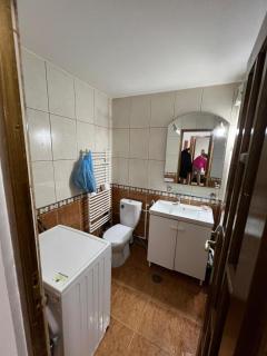 Apartament 50m2 cu pat matrimonial si canapea extensibila - 9