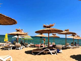 Lovely Nest with Glass Veranda - 2